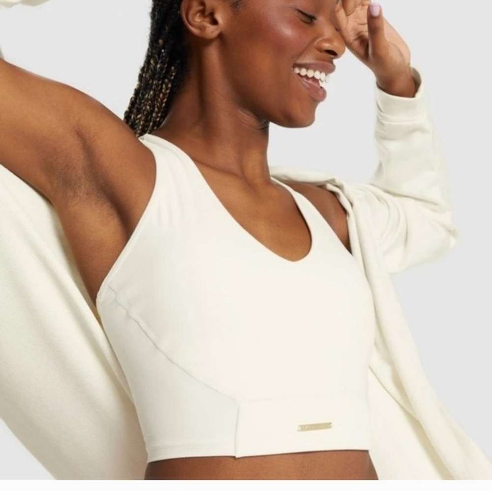 GYMSHARK × WHITNEY crop tank - Picture 2 of 5